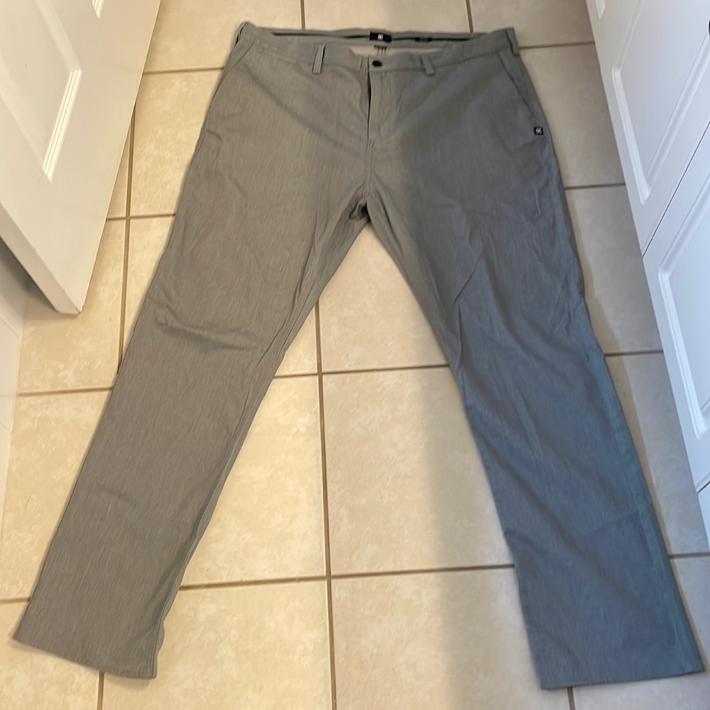 M 38x34 DC casual pants. Never warn.